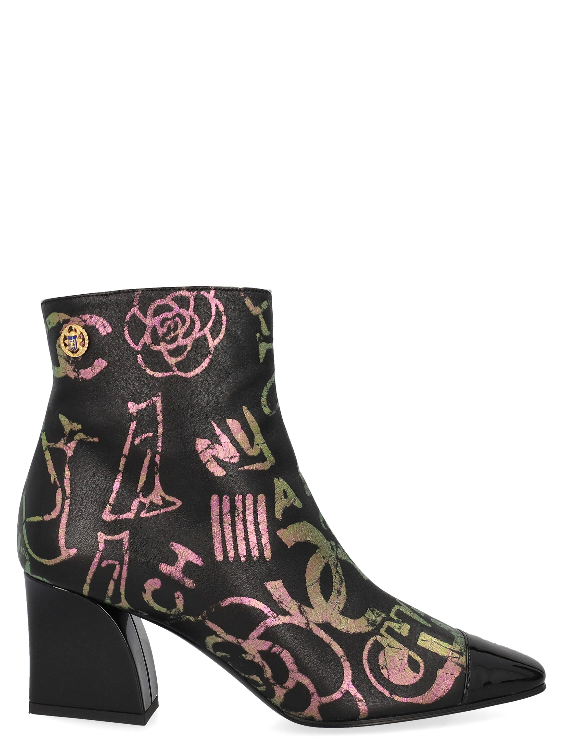 Pre-owned Chanel Women's Ankle Boots -  - In Black, Multicolor Leather